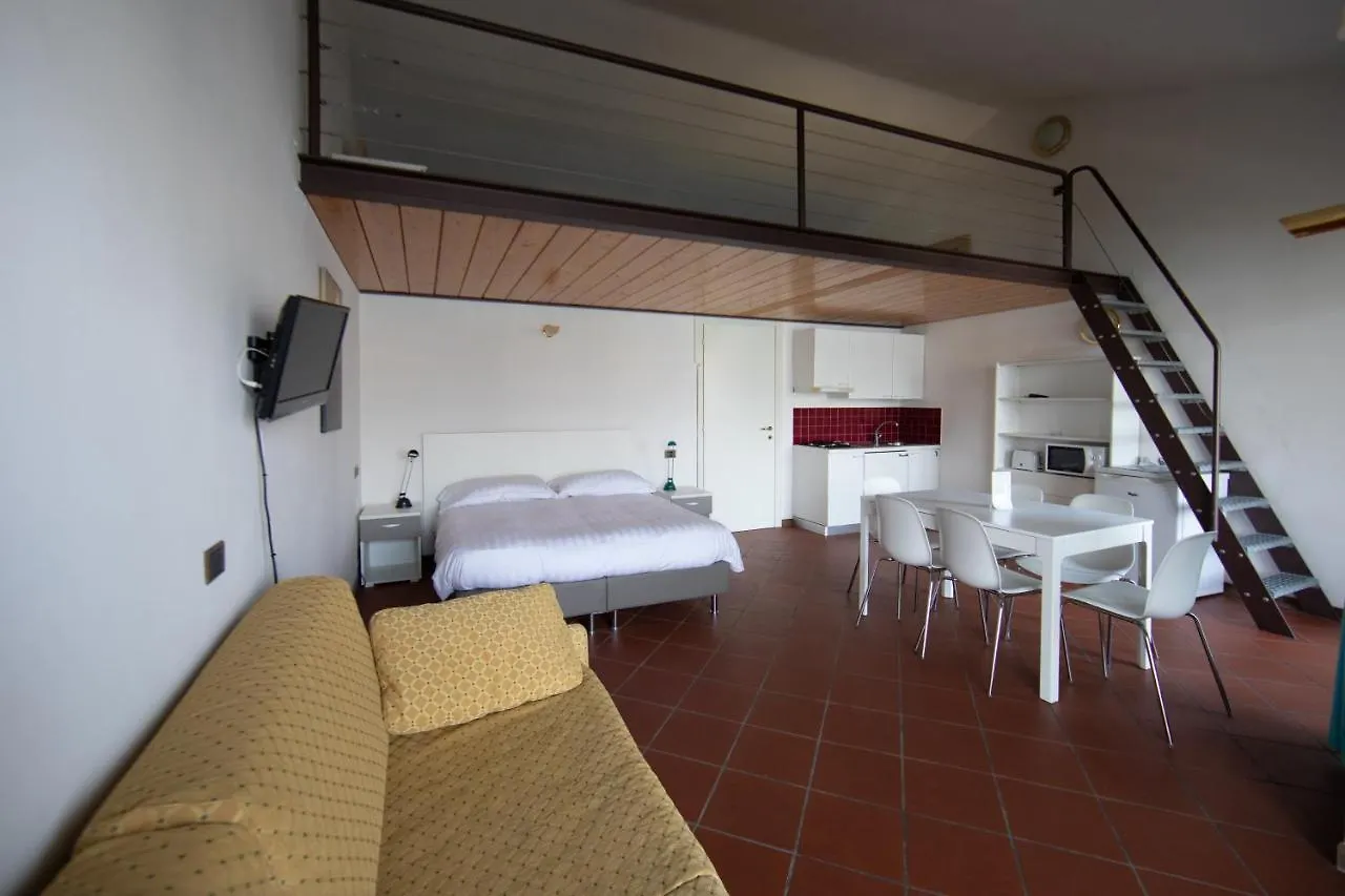 ** Aparthotel Residence Sporting Malcesine Italy
